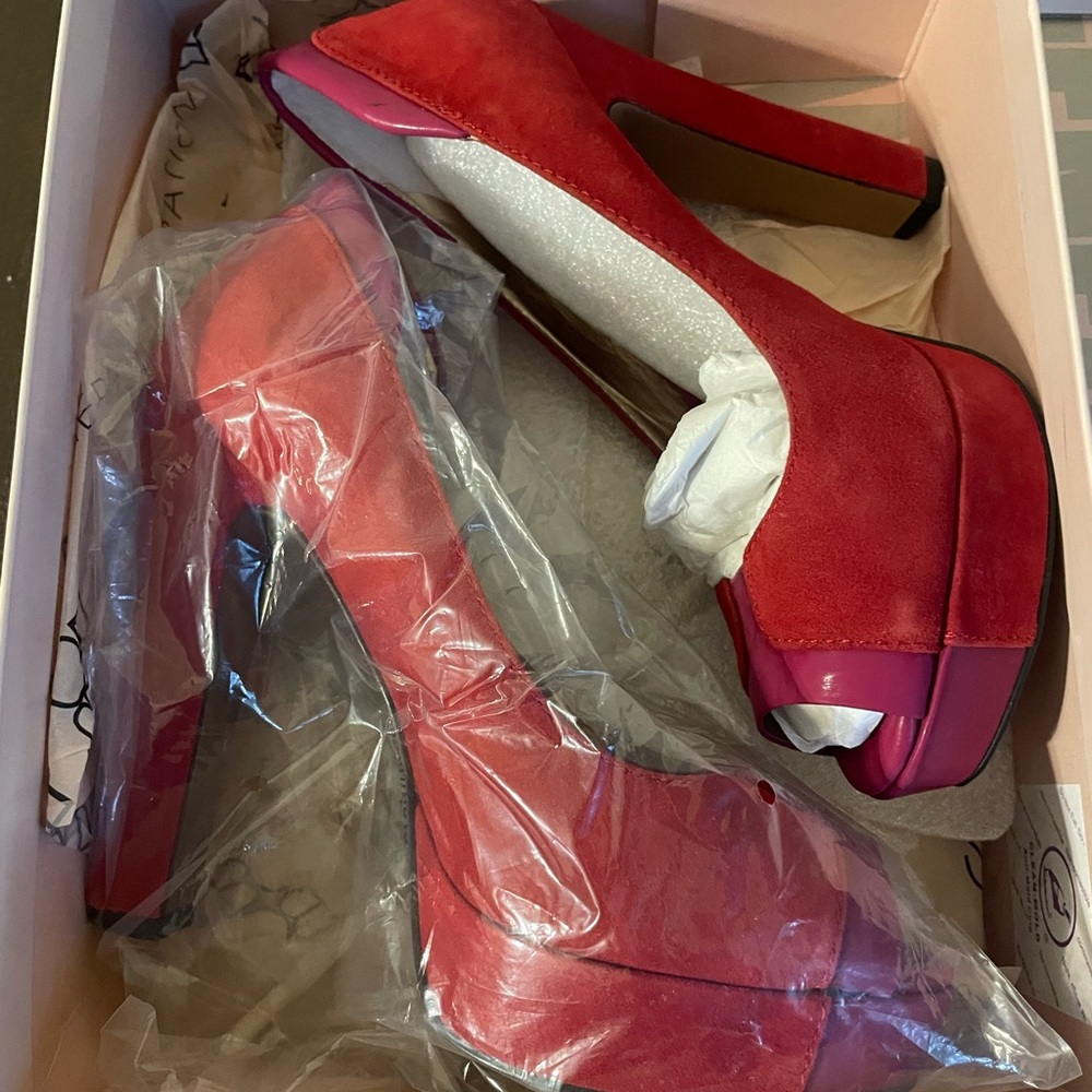 BCBGMaxAzria Raspberry and Red Peep Toe Heels - Picture 7 of 7